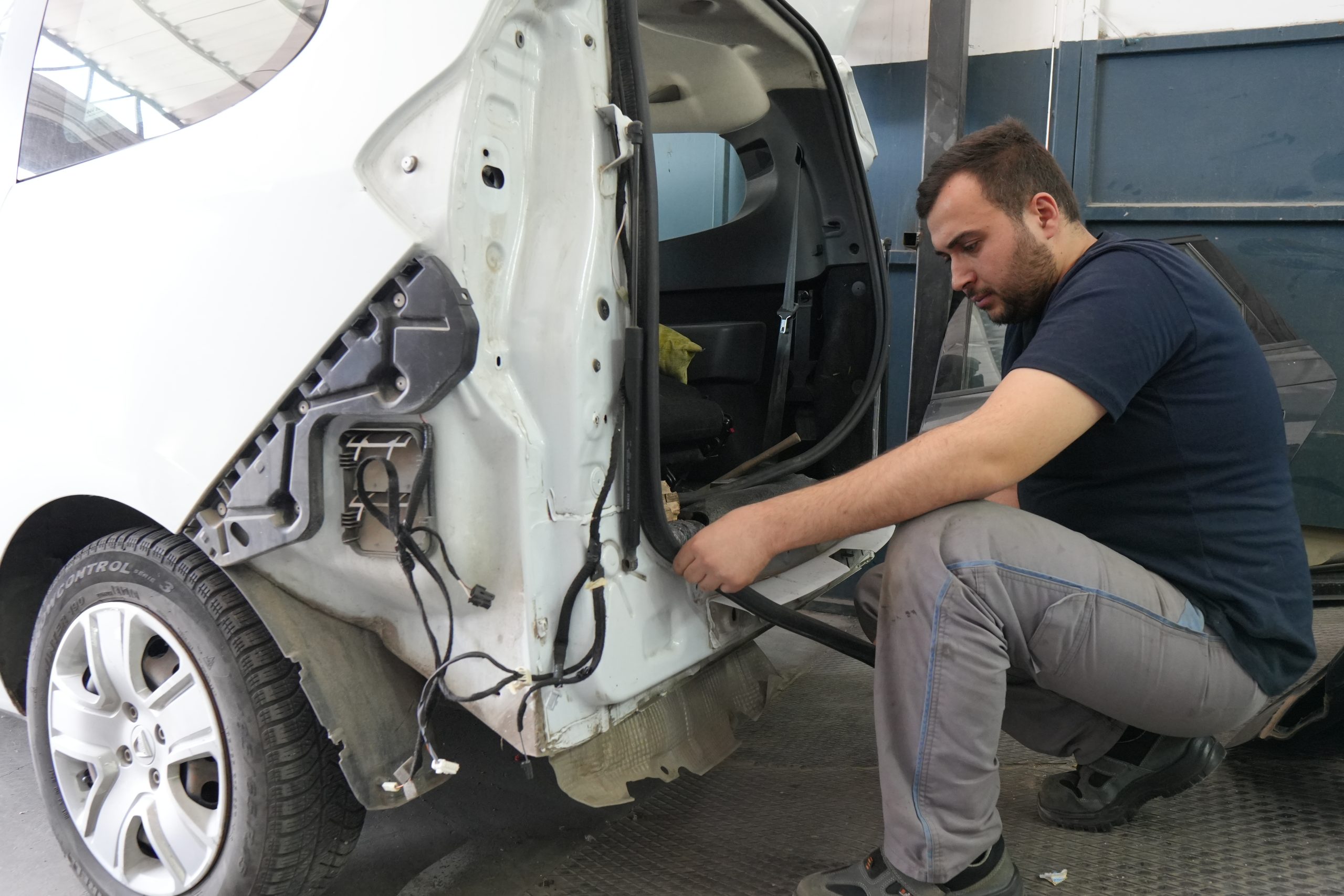 Tesla Kaporta Hasarı: Alüminyum Gövde Onarımında Bilmeniz Gerekenler